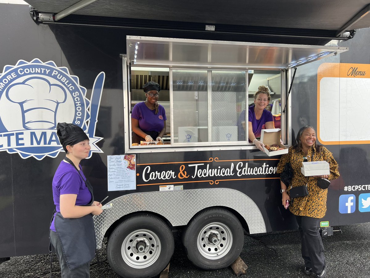 Kelly O'Connell tweet media