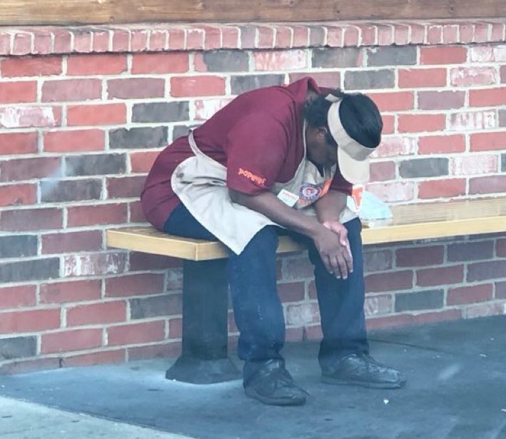 notmalkinego's tweet photo. milkshake factory employees when hockey season starts &amp; it’s half off jake shake day every single shift https://t.co/RDsImXfqhl