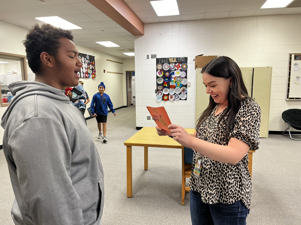 Ss experience working outside their comfort zone and feel all the feelings when you make someone’s day! Hand delivering invites to a <a href="/GrangerIPSD204/">GrangerMiddleSchool</a> staff member who impacted their life showed them one of life’s true gifts- expressing gratitude. <a href="/allandavenport/">Allan Davenport</a> <a href="/msmid204/">margaret smid</a>