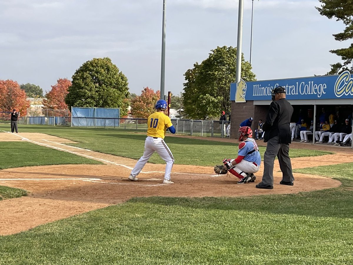 CoachBroadhurst's tweet image. Glad I got to see a few former @ILSteelBaseball players in some fall action today! I’ll make sure to grab a photo together when it’s a little warmer 🤣@bDraeger17 @jr_wandel @CamPorterbsbl @gauf_kaleb @TMelody27 @hainline301 @ColeThomas04 @loggerbaseball @ICC_CougarBsbll