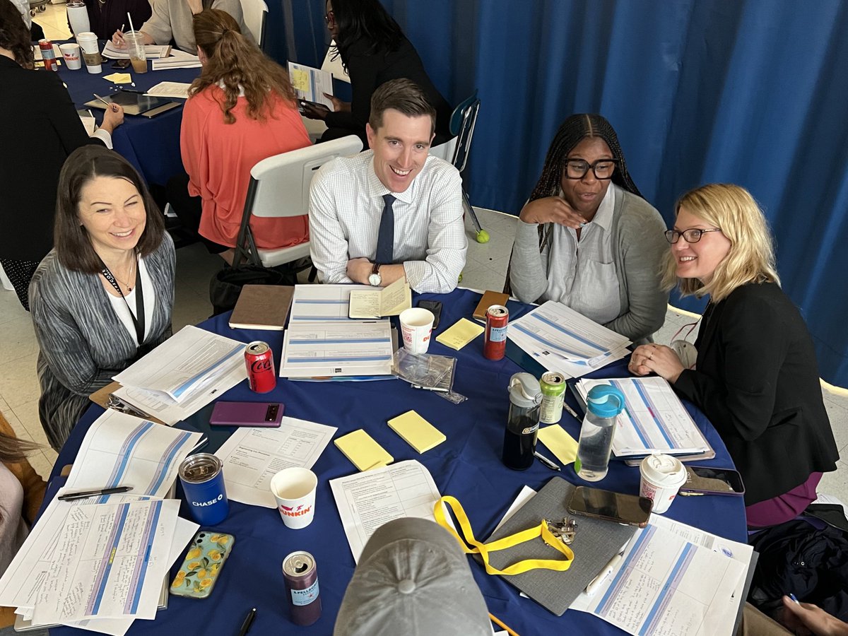 tmwgrade1's tweet photo. We had a great day of learning and collaboration at the Region 1 professional learning community meeting! Thank you to @clairecarney24 and the @mebradleyschool team for hosting our school leaders and liaisons! @BostonSchools @svilleskipper #EquitableLiteracy https://t.co/lXUXHHief9