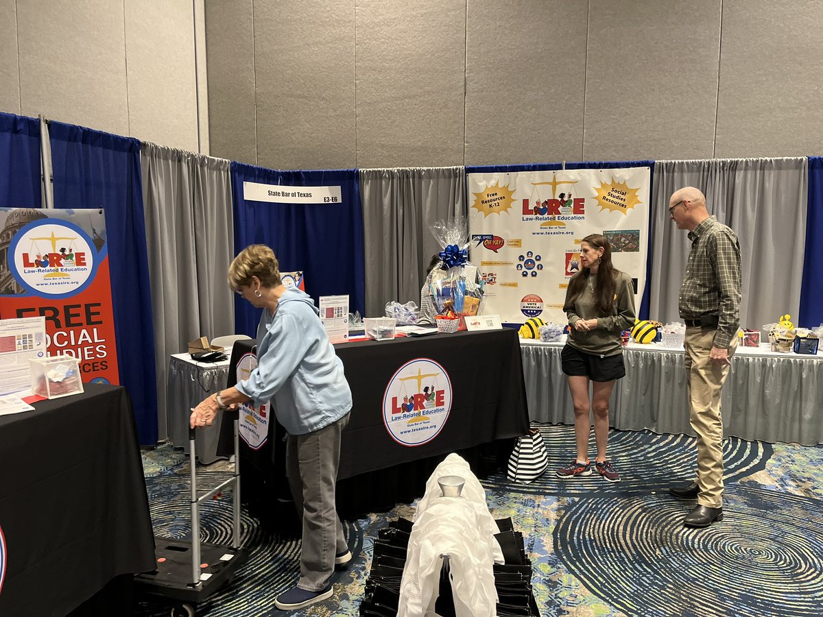 Texas_LRE's tweet image. We are excited about the @TXCSS Conference. Getting our booth set to welcome teachers! #txcss2022 #TexasLRE