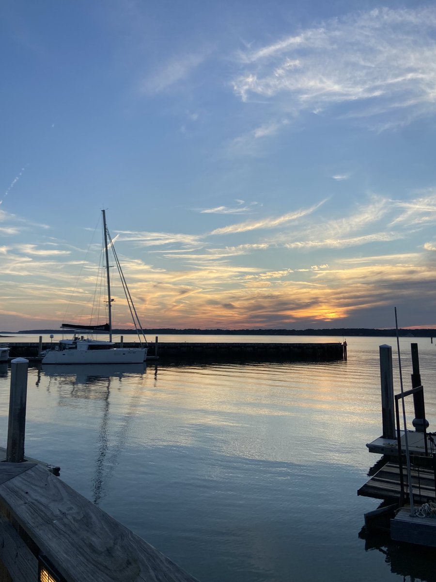 TPesich's tweet photo. Sunset Harbour Town https://t.co/OvLLQvUTTV