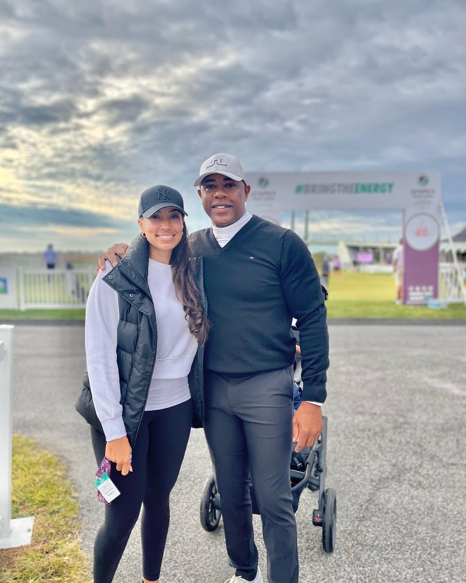 victorgreen2121's tweet photo. A not so bad 1st day for #team @leeannepace @linaboqviist @gabscowley. Very windy conditions. Still only 5shots back. Better day tomorrow. Also, it was great seeing @cheyenne_woods.  #letsgo @aramco_series #teampace https://t.co/xePbzyG7QQ