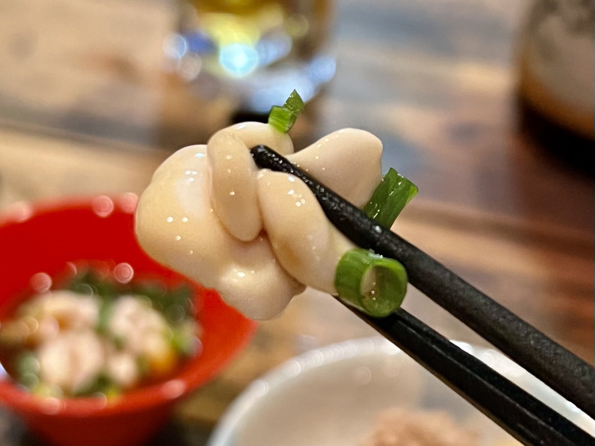 nutthonx's tweet photo. เพื่อนชาวญี่ปุ่นพามาทาน #Izakaya ที่ร้าน home cooking แท้ๆ ทำอาหารแบบ humble แต่ serious quality ของโคตรดี สดทุกอย่าง #eatlikelocal #crewlife #cabincrew https://t.co/x5MnJfcBgR