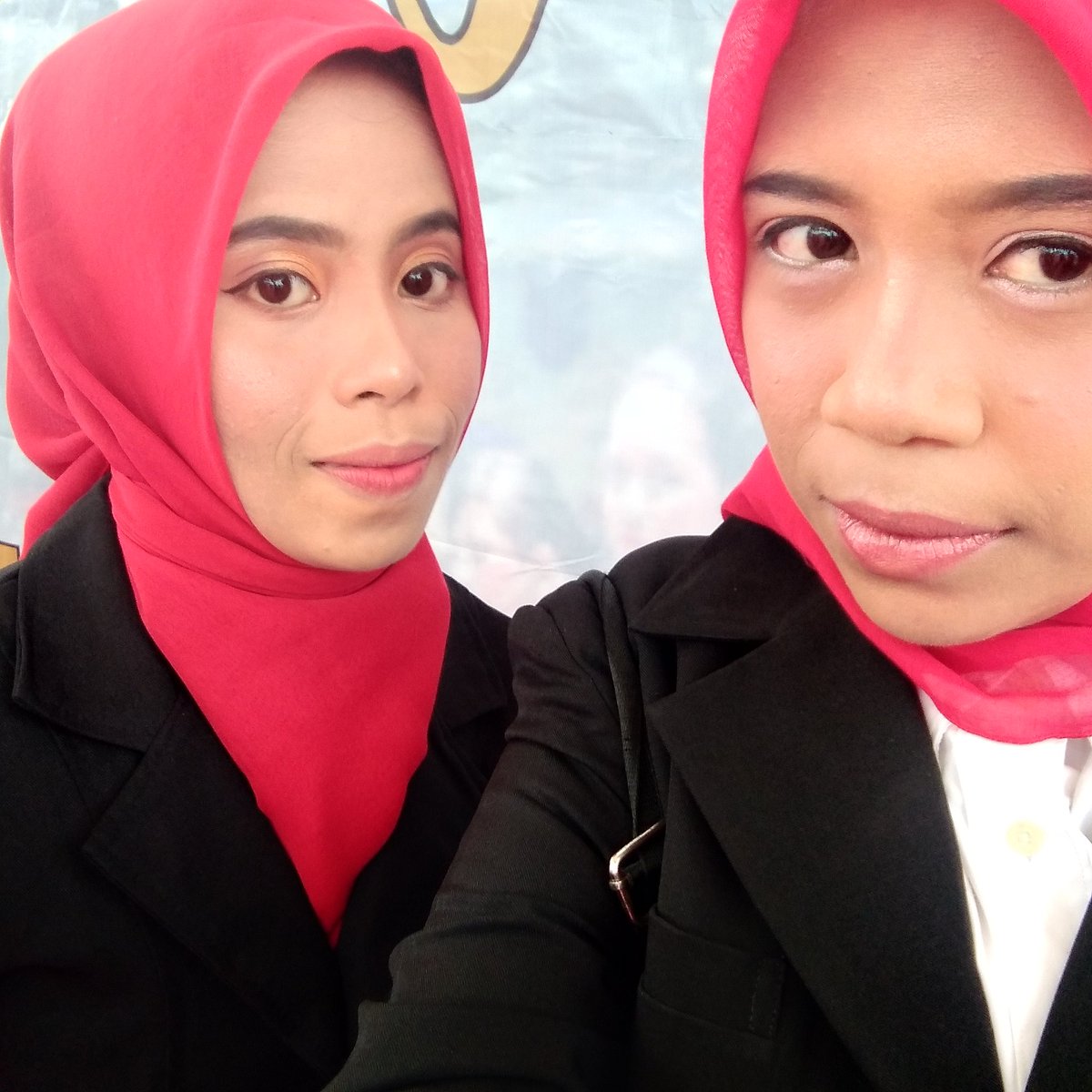 salsamwr's tweet photo. HUT KABUPATEN BURU KE 23
.
.
Edisi Paduan suara Sanggar Kai Wai Corporation Fakultas Ekonomi Universitas Iqra Buru Tgl 12 Oktober 2022.

#latepost https://t.co/3UqqjVWqXB