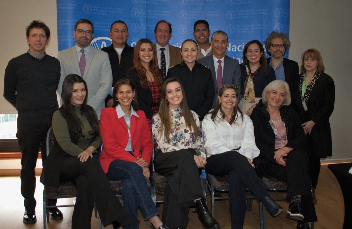 heyselcg's tweet photo. Desde la @FAO_Colombia seguimos impulsando las gestiones técnicas necesarias para combatir, desalentar y eliminar la pesca no declarada y no reglamentada #INDNR a través del Acuerdo sobre medidas del Estado rector del puerto AMERP #AIPAA #IYAFA #pescaINDNR 🚫 https://t.co/qEPzdLkWWn