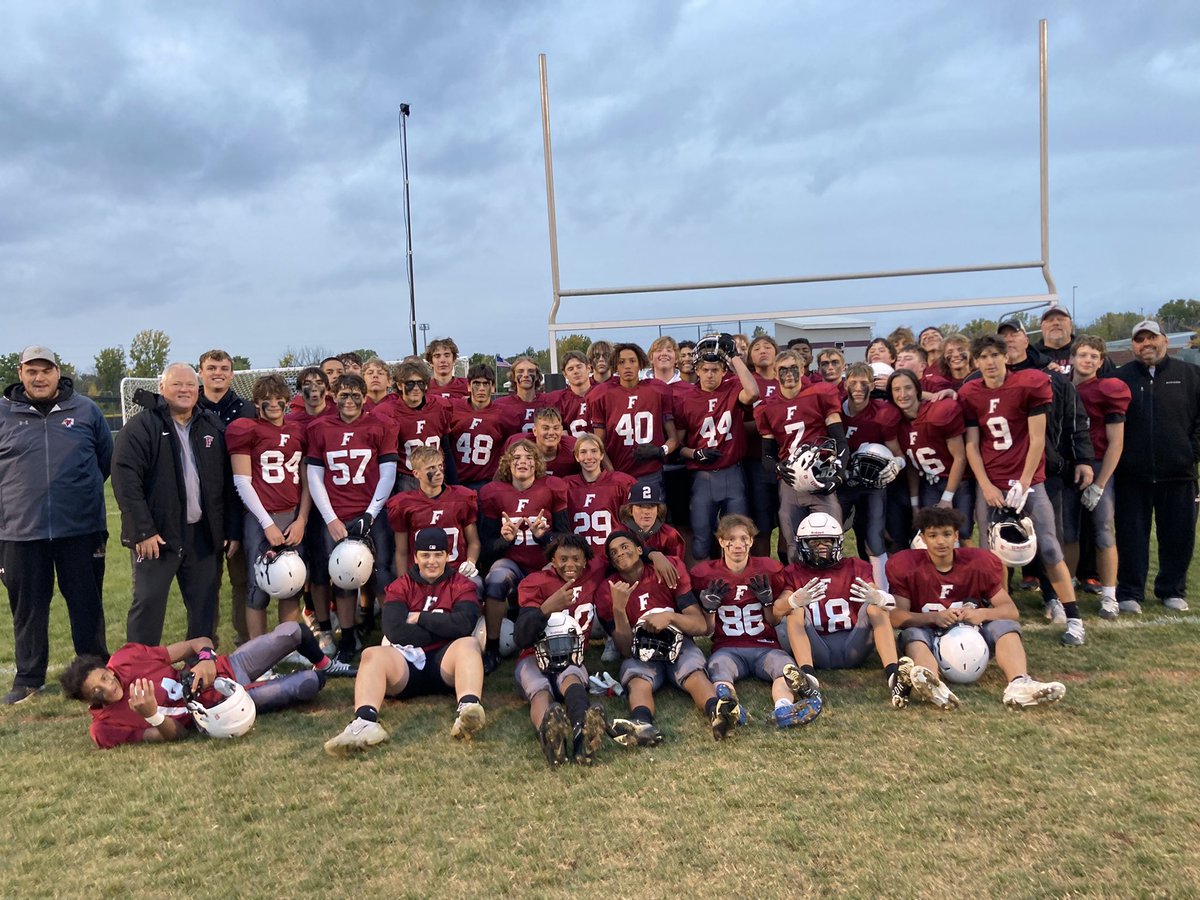CoachPlucker's tweet photo. Congrats to the @FondyFB freshman team for finishing the season strong with big wins over Appleton North and Oshkosh West! They finished the season 6-2 winning their last 6 games! #RaisetheStandard #GRIT #LOVE #FIGHT https://t.co/a4YWKXpZNn