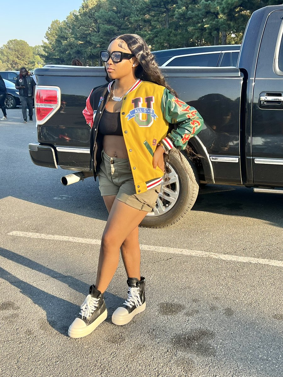 aashantemac's tweet photo. I do this sh!t w/ ease, its hard to let up. #uapbhoco22 https://t.co/GvGErmSCTD