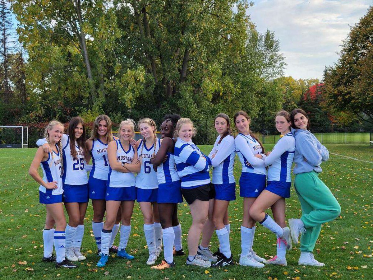 MarianFockey22's tweet photo. Senior Night was an absolute blast! The girls took the well deserved win against Dearborn  with the final score being 4-0. Congratulations to our extra special seniors who we adore so much. #StangsForever https://t.co/Poag7xDJIy