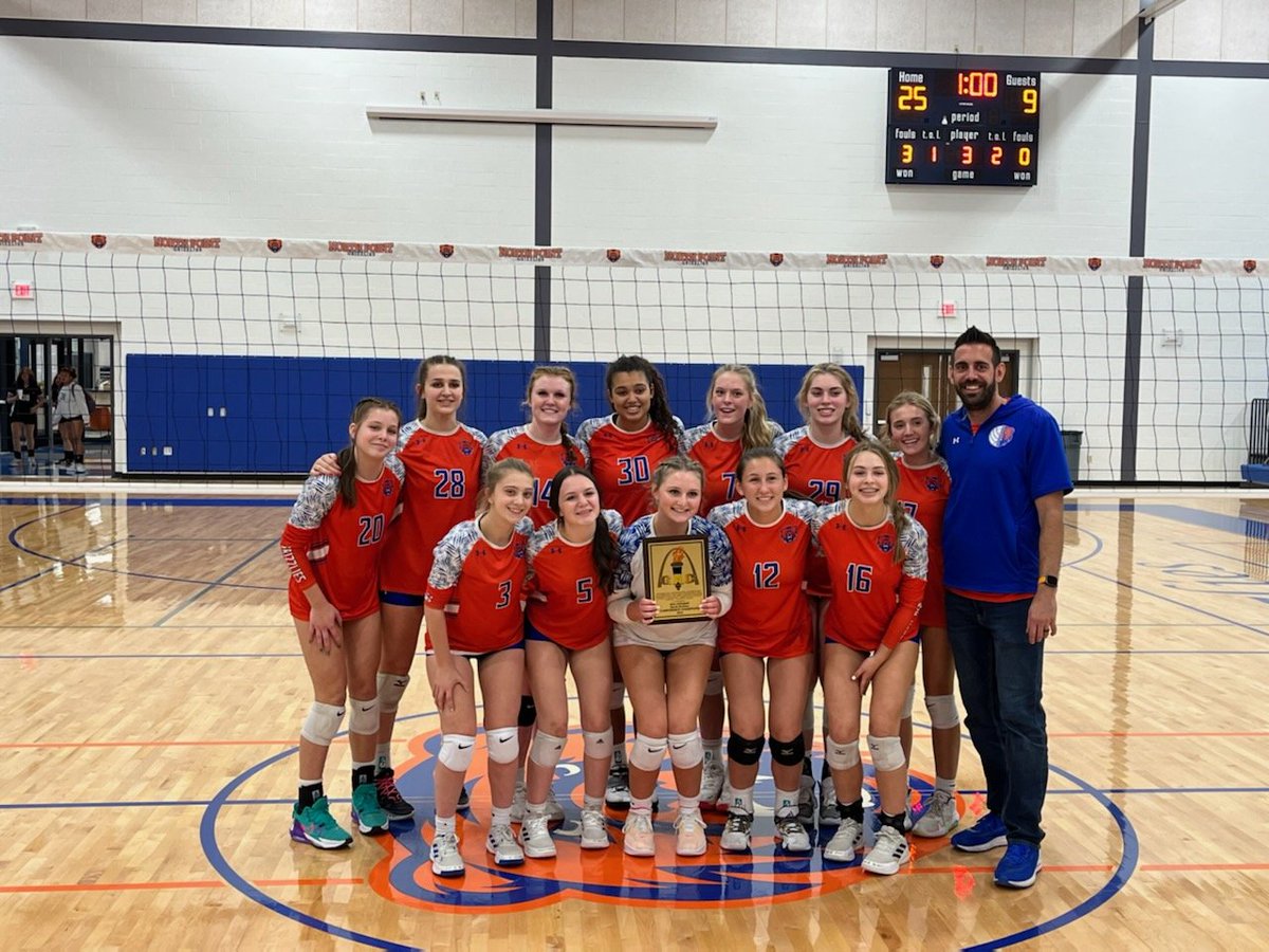 NPGrizzliesVB's tweet photo. 1st year in the GAC conference and now CHAMPIONS. These girls worked so hard for this and deserve nothing less. #GoGrizz https://t.co/gkdDST2eVJ