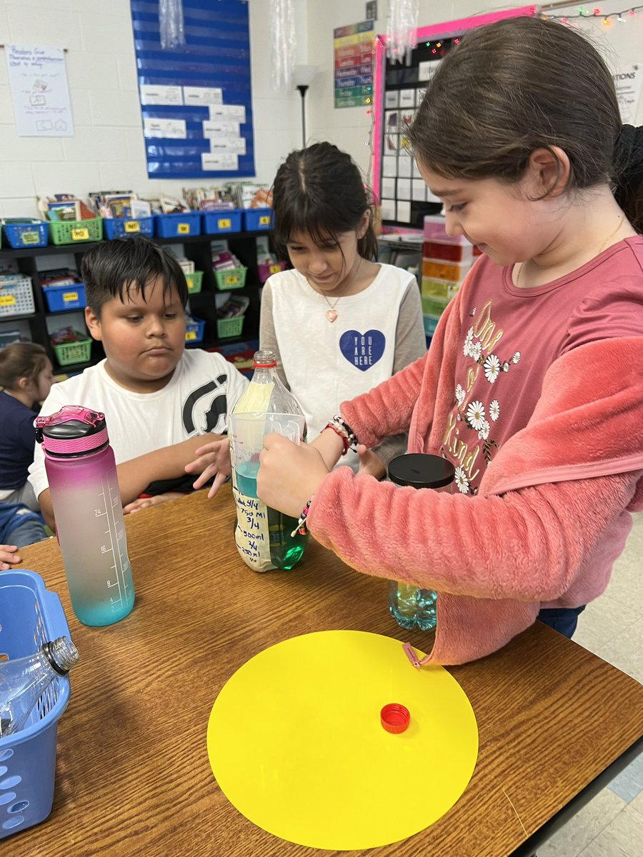 Ms_AniSmith's tweet photo. When students take over number corner AMAZING things happen! #d100inspires #komenskylionpride #liquidvolume #mathwizards @timdunnell @KomenskyLions https://t.co/cJWFX9vzCz