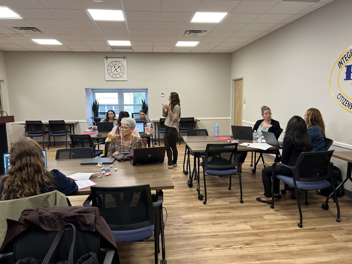 Annamaria tweet media