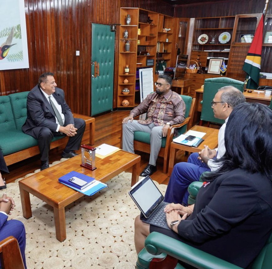 ramyelbatrawi's tweet photo. Meeting with the President oh Guyana. https://t.co/nx4FLs57sr