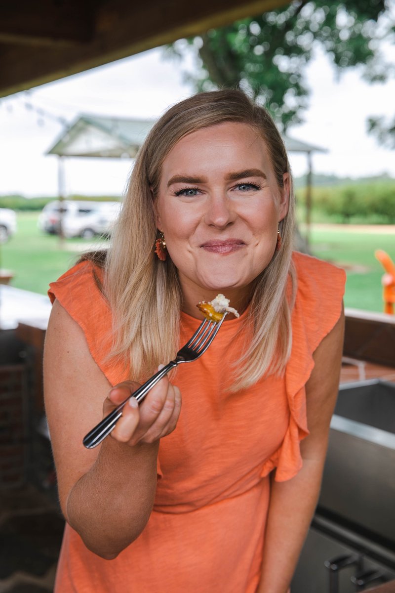 Discover_SC's tweet photo. Things are just peachy in the season premiere of Go For It. Watch here. https://t.co/uiEfNd0Xom #DiscoverSC #GoForItSC @SCETV @LakeMurrayCtry @Juniperlicious https://t.co/ObXKfGKmRU