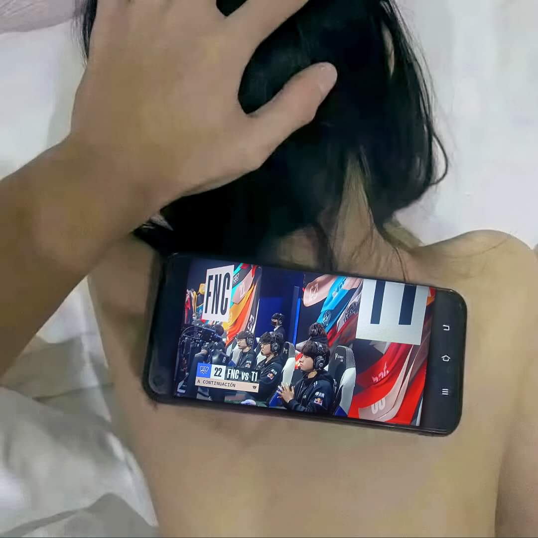Coffeeboy_Bebop's tweet photo. Silencio, está jugando Faker. https://t.co/nj65B21j1F