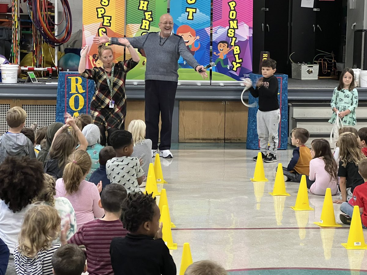PattengillEl's tweet photo. Our Penguins had a great time learning  to ROAR (Respect Others and Act Responsibly) with Al the Respect Guy. https://t.co/SiXmQwYDKT