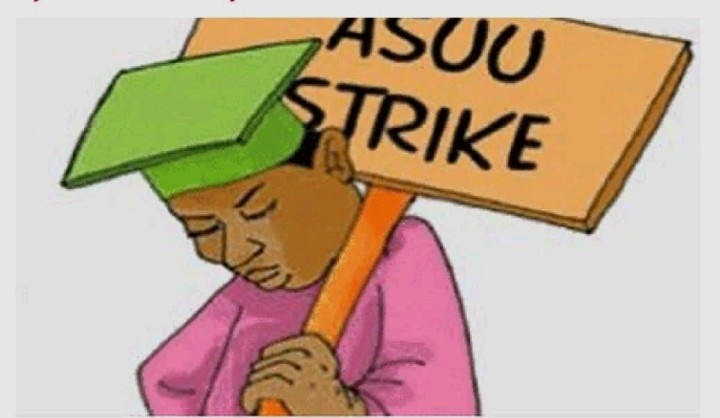 Olaitanvee's tweet image. Las las😁 ,seems this man go dey happy😏

#ASUUstrike 
#AsuuStrikeUpdates 
#Asuuupdate