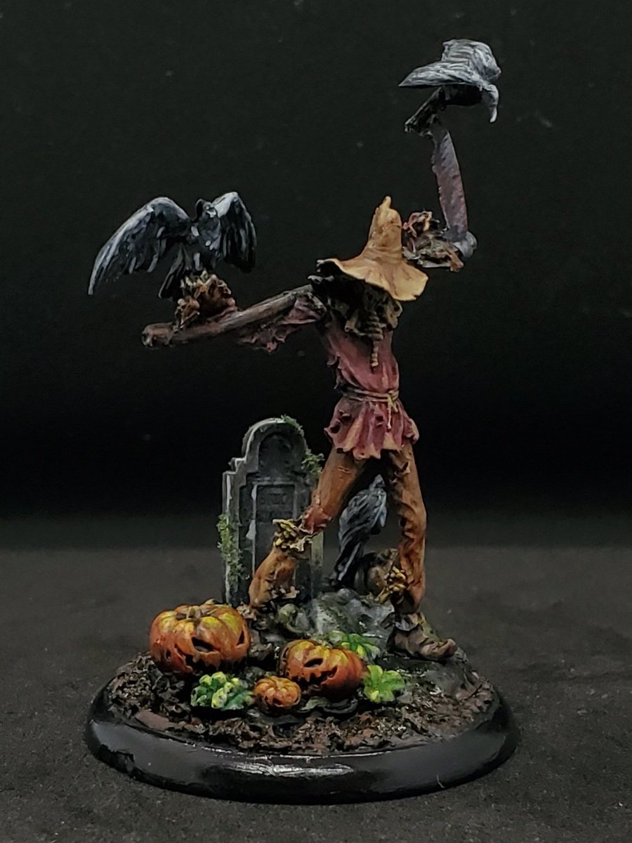RhydonH's tweet photo. #HobbyStreak Day 141, I finished the Scarecrow! I turned it in at my local @GameKastle for their Halloween Paint contest!
#TheScarecrow #Scarecrow #Batman #TheBatman #BatmanMiniaturesGame #KnightModels #GameKastleSac #Halloween https://t.co/rIOkVjE8gP