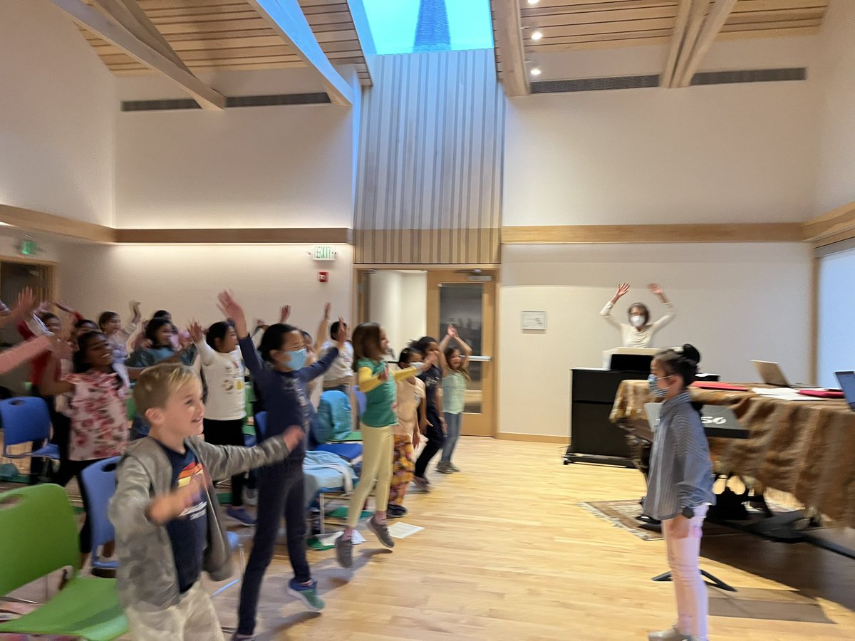 LCChorus's tweet photo. Singing in a chorus is all about using music to build a community and make connections! ❤️ We love having our LCC singers up front and being leaders! #LCChorus https://t.co/xq0cBMrAoX