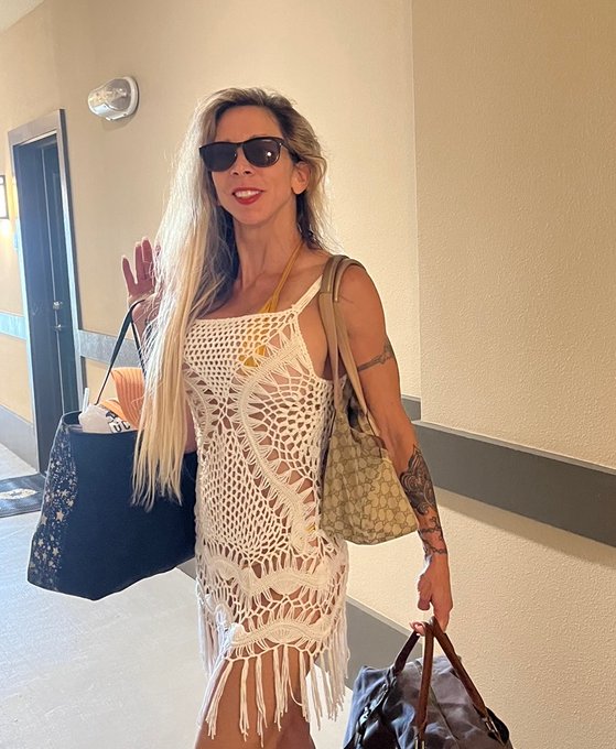 Headed to Atlanta for the #atlantaladieschoicecontentparty to see @poisonginger691 and @BlackingXavier<a href="/tag/atlantaladieschoicecontentparty"class="tags">#atlantaladieschoicecontentparty</a><a href="/tag/milfs"class="tags"><span>#milfs</span></a><a href="/tag/blowjobs"class="tags"><span>#blowjobs</span></a><a href="/tag/bukkake"class="tags"><span>#bukkake</span></a><a href="/tag/orgy"class="tags"><span>#orgy</span></a><a href="/tag/creampies"class="tags"><span>#creampies</span></a><a href="/tag/bbcs"class="tags"><span>#bbcs</span></a>