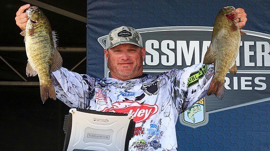 Hank Cherry tweet media