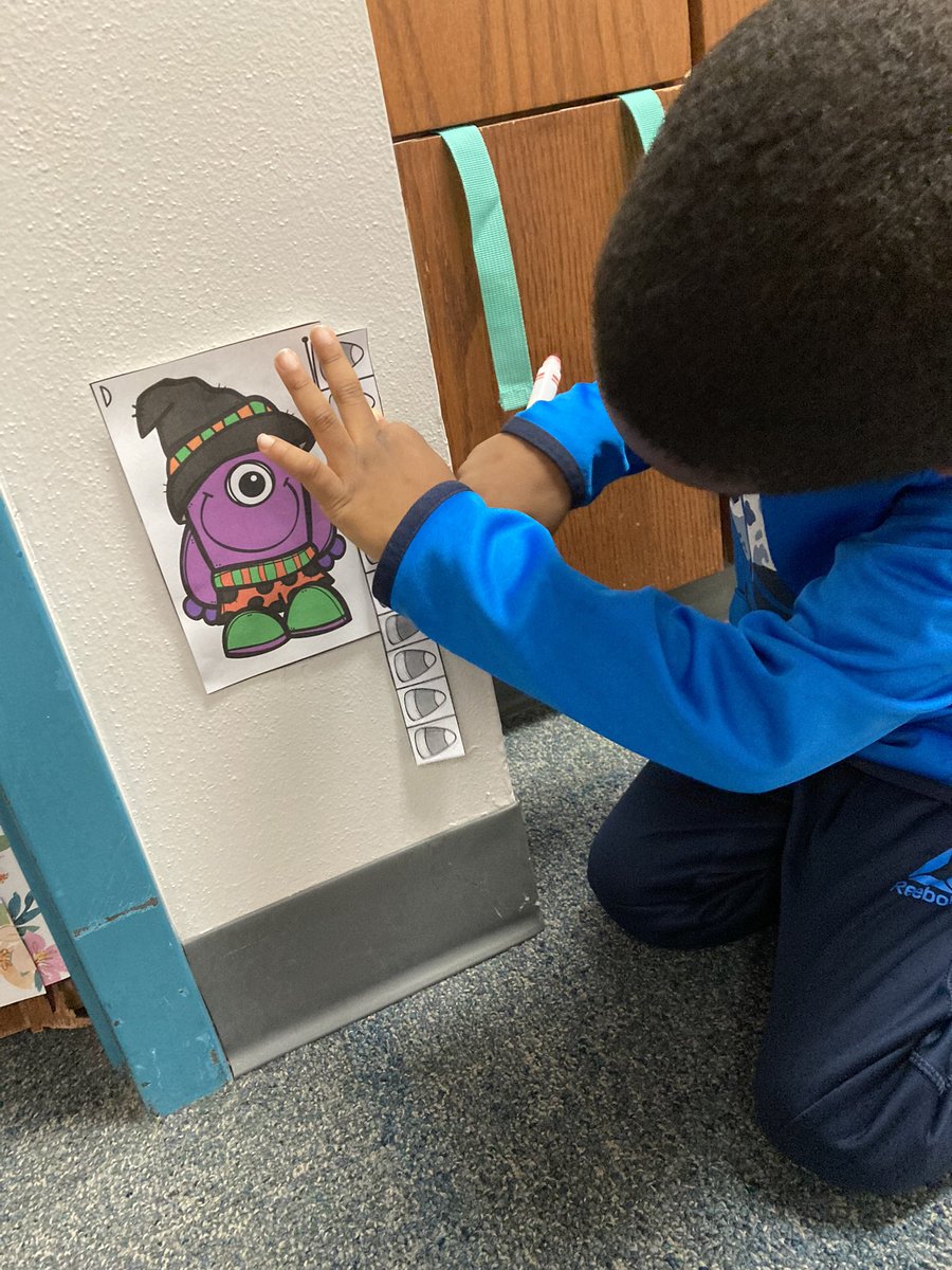 Sara Malcolm (@saramalcolm9) on Twitter photo Prek3 had fun today using clipboards and candy corn rulers to measure around the room. Measuring, counting and writing numbers can be fun!#lakeside2223 <a href="/LakesideCoppell/">LakesideCoppell</a> Prek3 had fun today using clipboards and candy corn rulers to measure around the room. Measuring, counting and writing numbers can be fun!#lakeside2223 <a href="/LakesideCoppell/">LakesideCoppell</a>