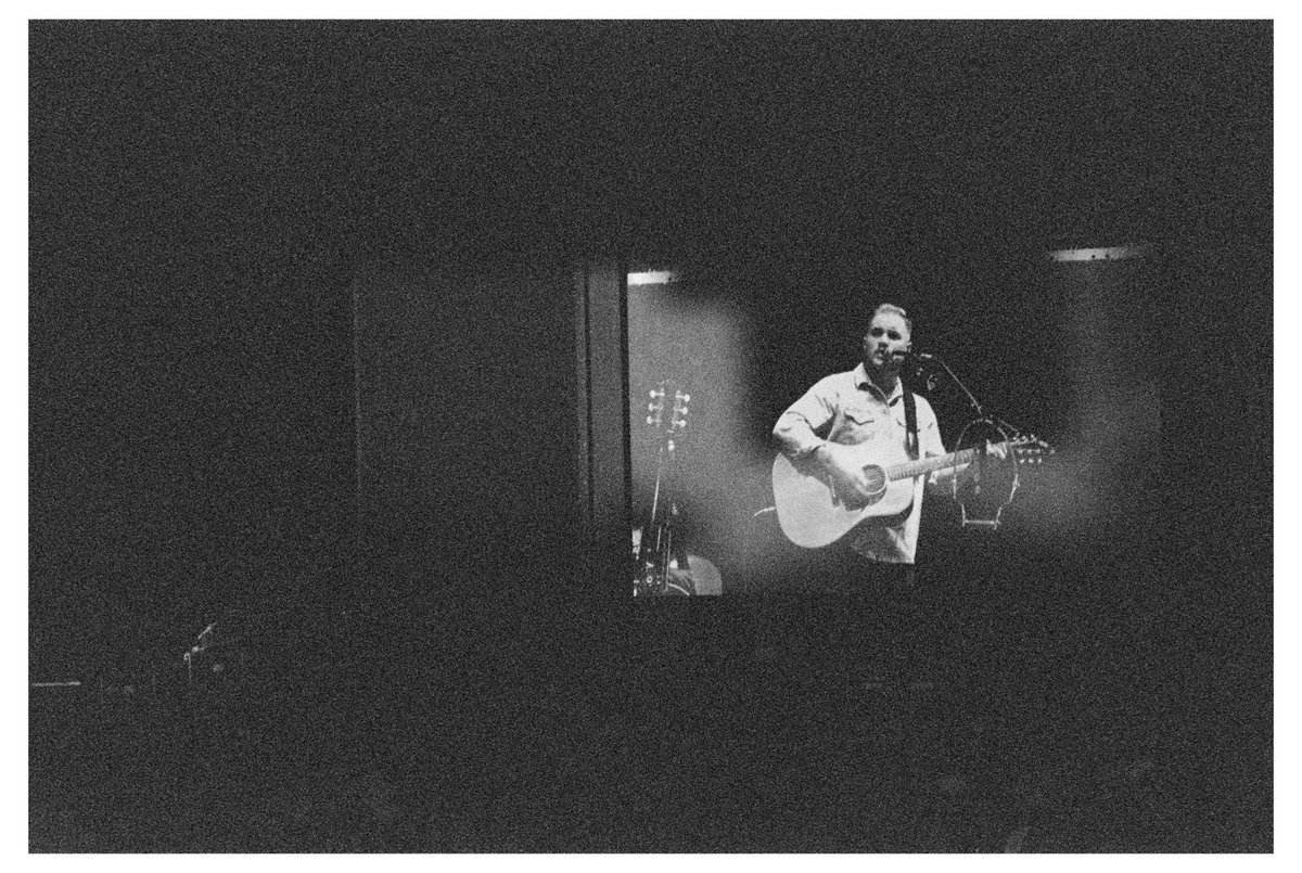 MosesBuckwalter's tweet photo. .@zachlanebryan live on expired film https://t.co/1m3zpXq3p2