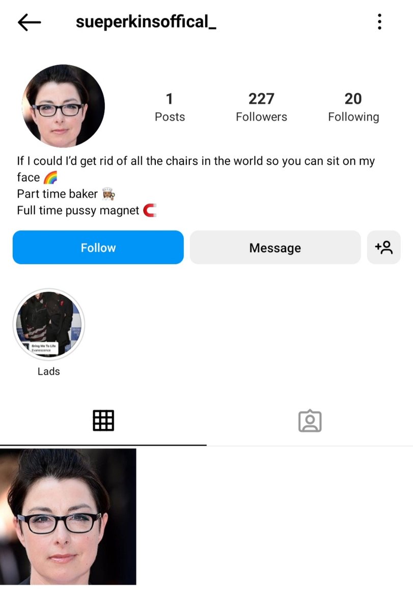 november_again's tweet photo. @sueperkins Love, that Chris Cottam is linking to this as your official account #perfectlylegal https://t.co/iuPHSTcAzh