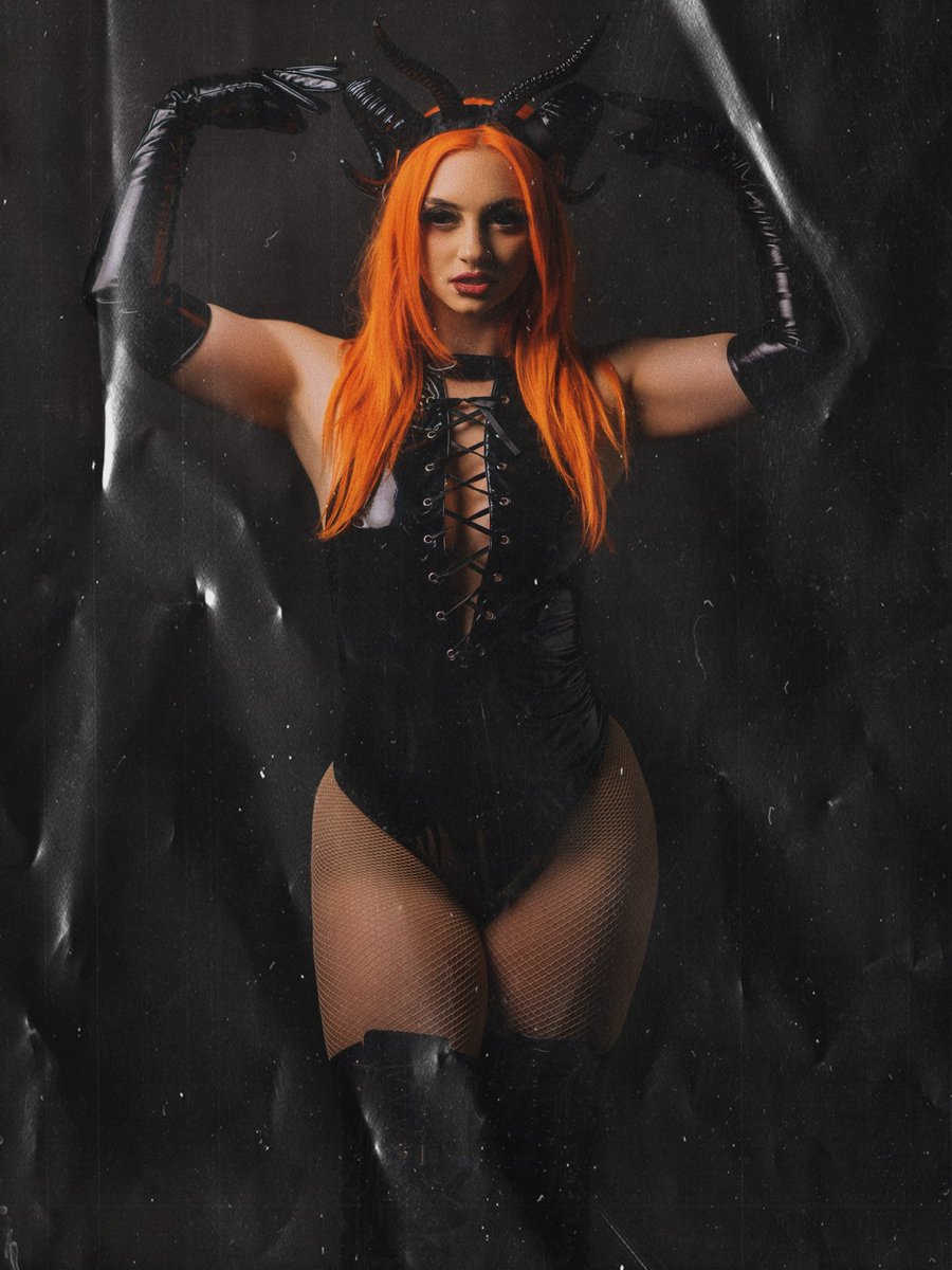 “I will eat your heart” -Little Nicky 🦇 📸 @OneDopePhotoGuy