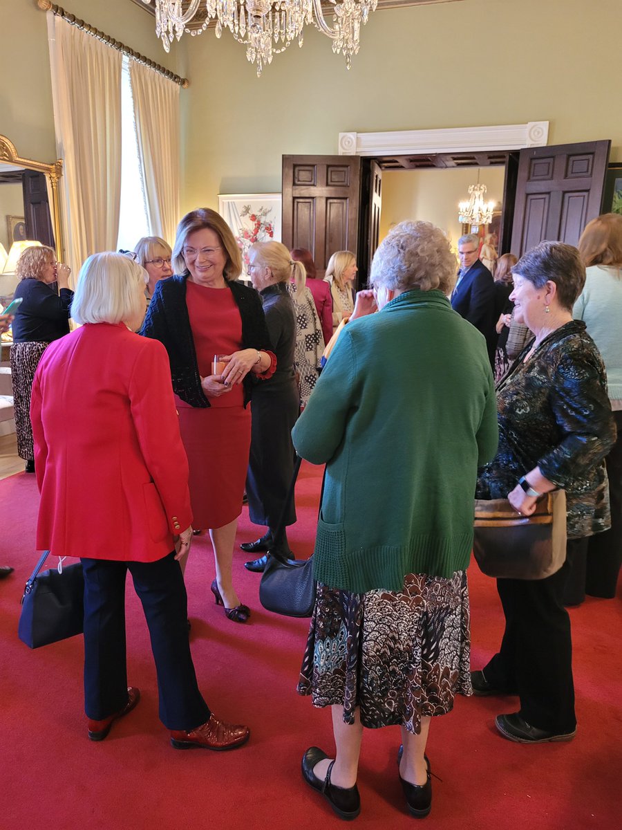 judy_foote's tweet photo. As Patron of NONIA, a manufacturing &amp; retail operation employing approx 150 knitters across NL, delighted to host the AGM at GH where NONIA was founded in 1920 to engage women in rural communities to knit items for sale &amp; help pay salaries of nurses to enhance health care. https://t.co/NGcAqgBoLs