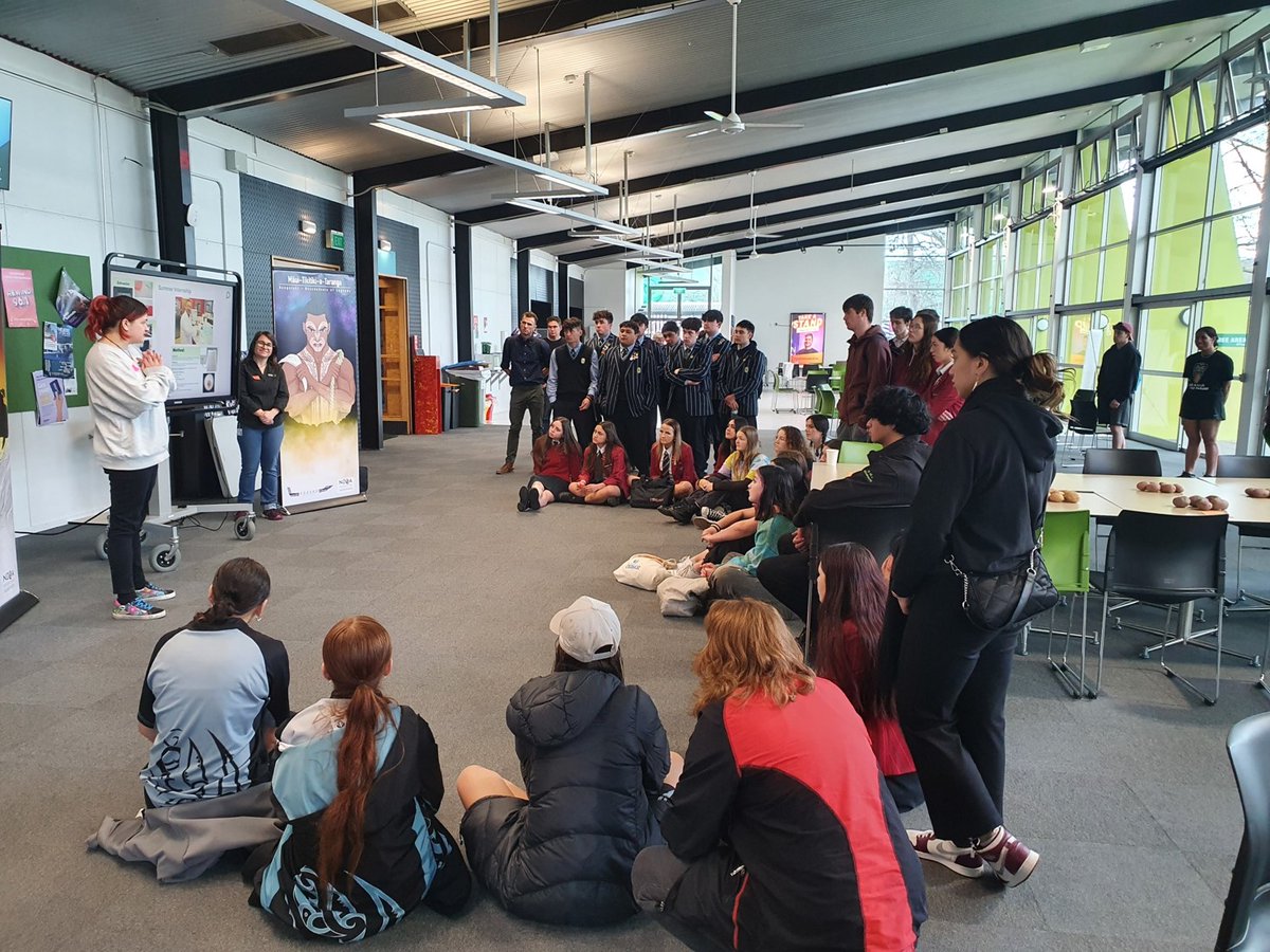 Bugologists's tweet photo. @plantandfood scientists and researchers enjoyed  discussing and sharing experiences working in sciences with Māori students in #STEM Pūhoro Wānanga @AraCanterbury https://t.co/3JszZKwvvP