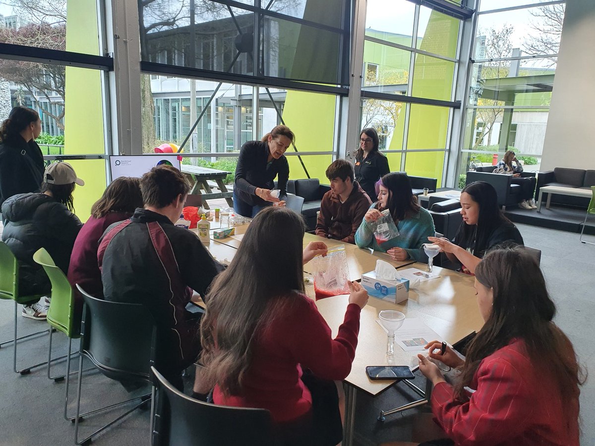 Bugologists's tweet photo. @plantandfood scientists and researchers enjoyed  discussing and sharing experiences working in sciences with Māori students in #STEM Pūhoro Wānanga @AraCanterbury https://t.co/3JszZKwvvP