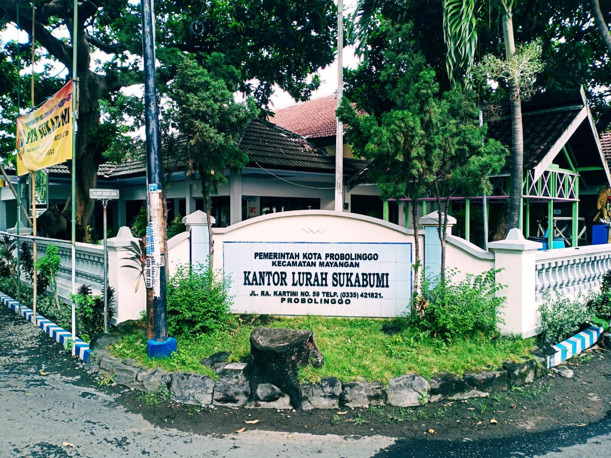 PingpongEdi's tweet photo. Kantor adalah rumah ke dua, karena itu kantor yang nyaman akan membuat kerjamu semakin lancar. Ayok rutin jaga kebersihan kantor...... 

#sukabumihandal
#majenganberlari
#weloveprobolinggo
#welovecities https://t.co/n3oaDHFRXV