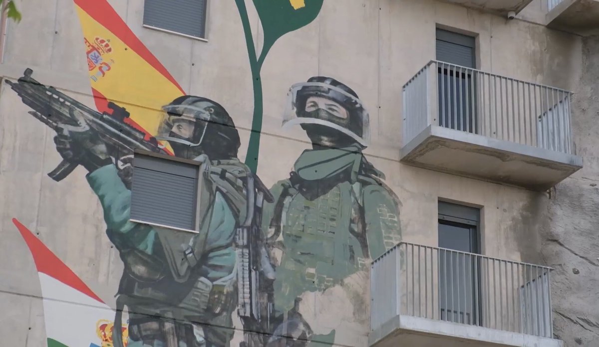 UAR_GAR_CAE's tweet photo. MURAL @guardiacivil ROCODROMO (P.E.F.E.) de la @UAR_GAR_CAE
por Espacio Mural®/ CORRES
@carloscorres4
#GARGC #CAEGC #UARGC
#LaUnidadDelValor
#LoFacilNoNosInteresa
#PEFE
Polígono de Experiencias de Fuerzas Especiales
https://t.co/yQU2BYuW6F vía @YouTube https://t.co/y5iqg3vzl6
