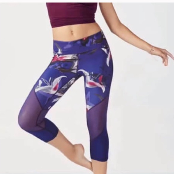 FinickyFinds's tweet image. So good I had to share! Check out all the items I'm loving on @Poshmarkapp #poshmark #fashion #style #shopmycloset #fabletics #tommyhilfiger: posh.mk/IZkdbRpO6tb