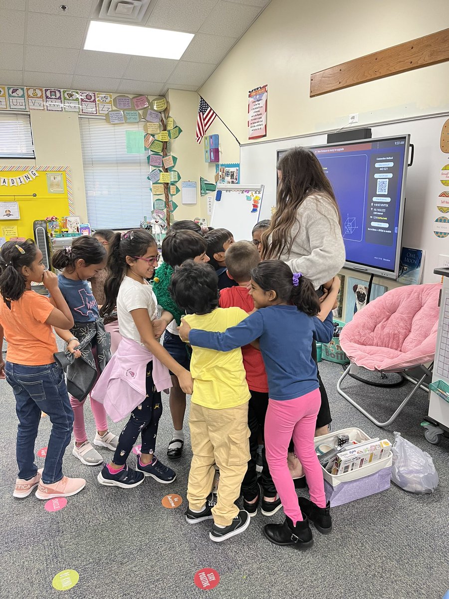mskiedaisch's tweet photo. We’ve had a busy couple of weeks! We had our performance and celebrated our student teacher as she moves on to fourth grade! #vre #vrestars #vre2nd #cisd https://t.co/pQtuCShSgG