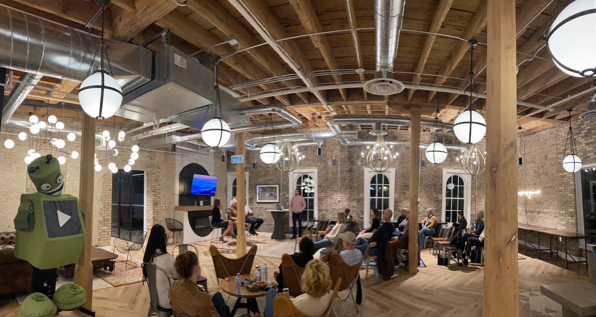 Lisa Cole (Lim-Cole) 리 사 (she/her) tweet media