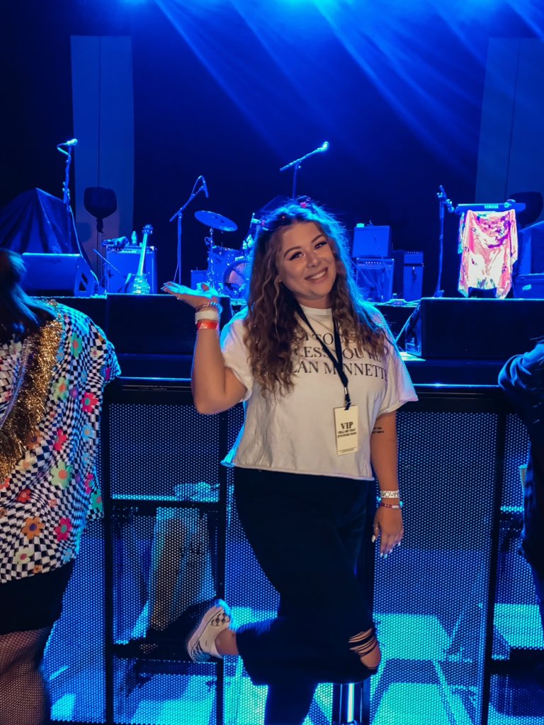 emotylerjoseph's tweet photo. Last show best show!! #tmtio #wallows #wallowsokc @wallowsmusic https://t.co/z7wzQJ1JgG