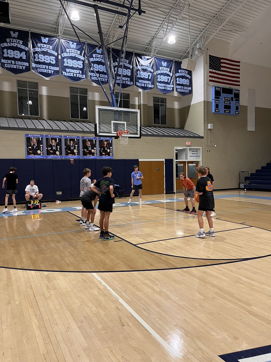 peakbball's tweet image. 3x3 ChAmPs for Peak Fall 3x3 Tournament! Well done to all teams… we had a competitive night! 👏

#chickens #hotshot #getbetter
