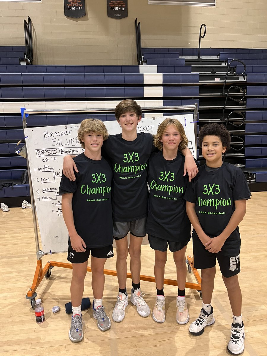 peakbball's tweet image. 3x3 ChAmPs for Peak Fall 3x3 Tournament! Well done to all teams… we had a competitive night! 👏

#chickens #hotshot #getbetter
