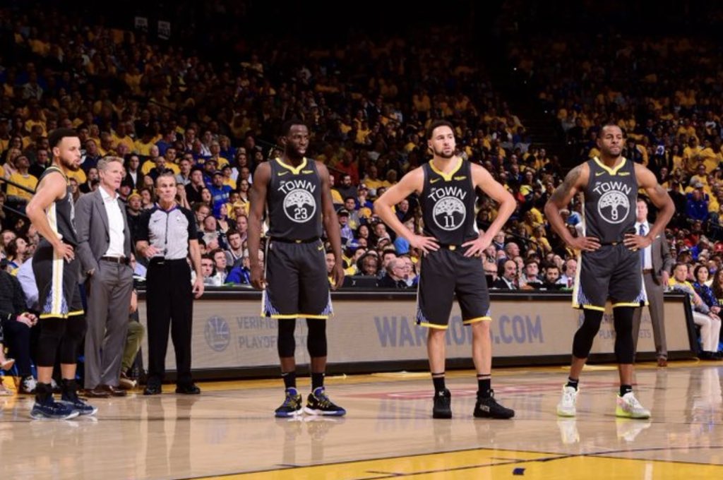 KlayForTrey's tweet photo. this really gonna be their last season together 🥺 https://t.co/rXjP8n3scF