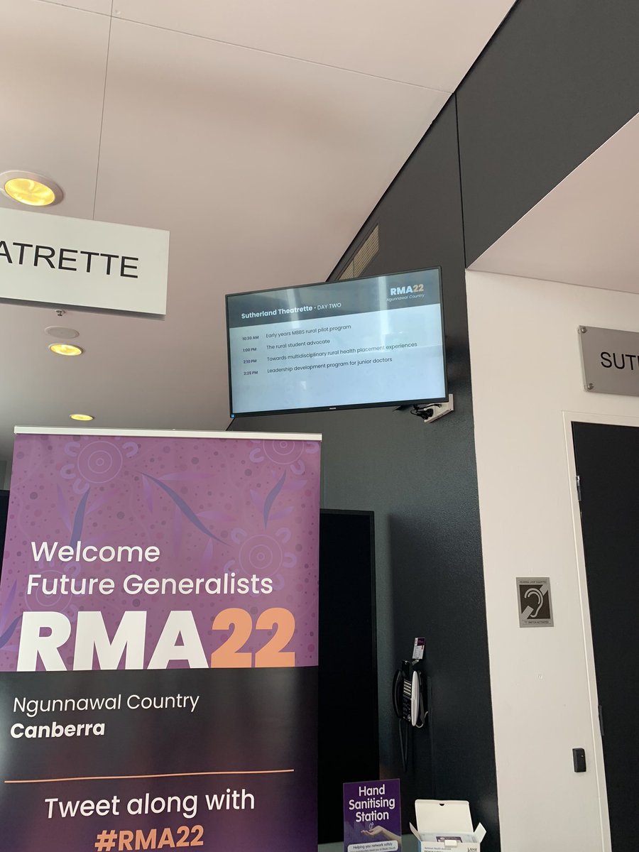 Presenting today at #RMA22 on rural medical student advocacy with @all__that__jas and @GuyJeffery3 on behalf of @yourAMSA - and then later this afternoon I will be speaking individually in a soapbox titled “rural background students - the rural workforce solution?”