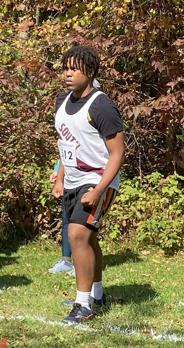 SouthLionsWE's tweet photo. I live for these moments. Fully integrated and shining brightly. Second place in the Para race. It was such a great day. Thanks to all who organized. #gotthetshirt @TVDSB @SCI_Lions @SpecialEd_TVDSB #winatsouth #xc https://t.co/X4jUBl9ff9
