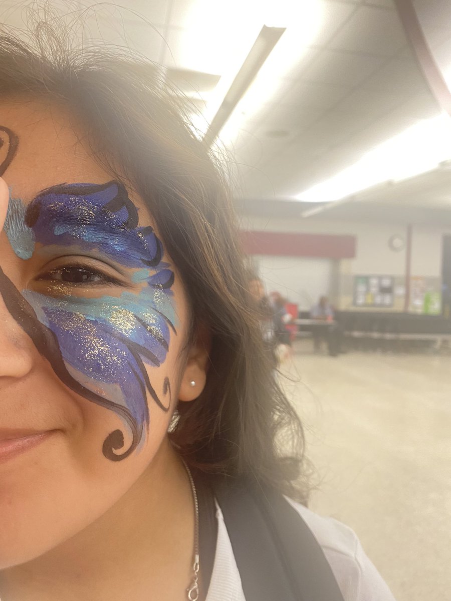 Ms. Candace Beasley (@cbeas_tweets) on Twitter photo Hispanic Heritage Month Fiesta at Austin Middle School was a complete vibe. Face painting, elote, tamales, nachos y mas. Good singing, too! <a href="/Austin_Broncos/">Austin Middle School</a> Hispanic Heritage Month Fiesta at Austin Middle School was a complete vibe. Face painting, elote, tamales, nachos y mas. Good singing, too! <a href="/Austin_Broncos/">Austin Middle School</a>