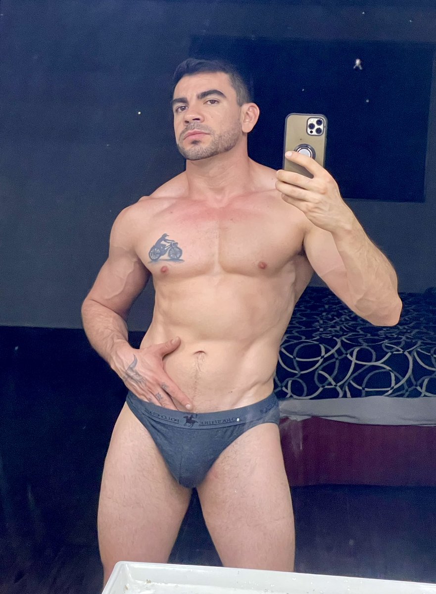 alainkRRR's tweet photo. Rt si te gusta mi bulto 🔥🔥🔥 https://t.co/aMDMgwSOPL