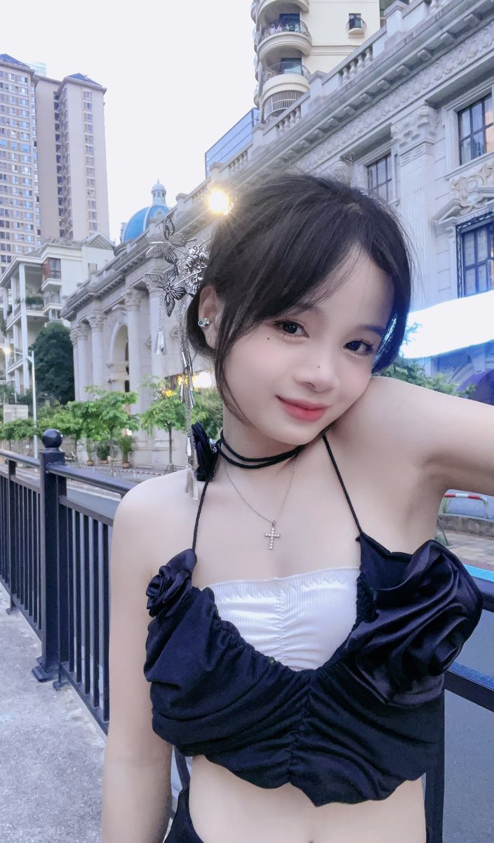nanningfq's tweet photo. 可甜可盐 https://t.co/87i50J5OJZ