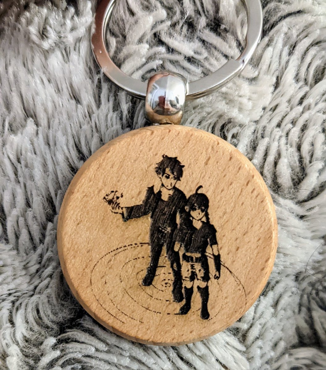 h_sleepingirl's tweet photo. Y'all look what my meta @newbiewiccan1 made for me 🥹 Those are my characters!! On a keychain!!!

(Read my hypno story it's really good and hot I promise: https://t.co/Jankytgn47) https://t.co/yVn9qSOgvD