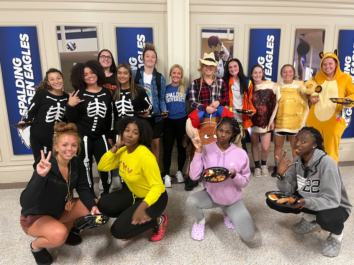 Celebrating Halloween a little early because basketball practice starts Saturday! 🤩