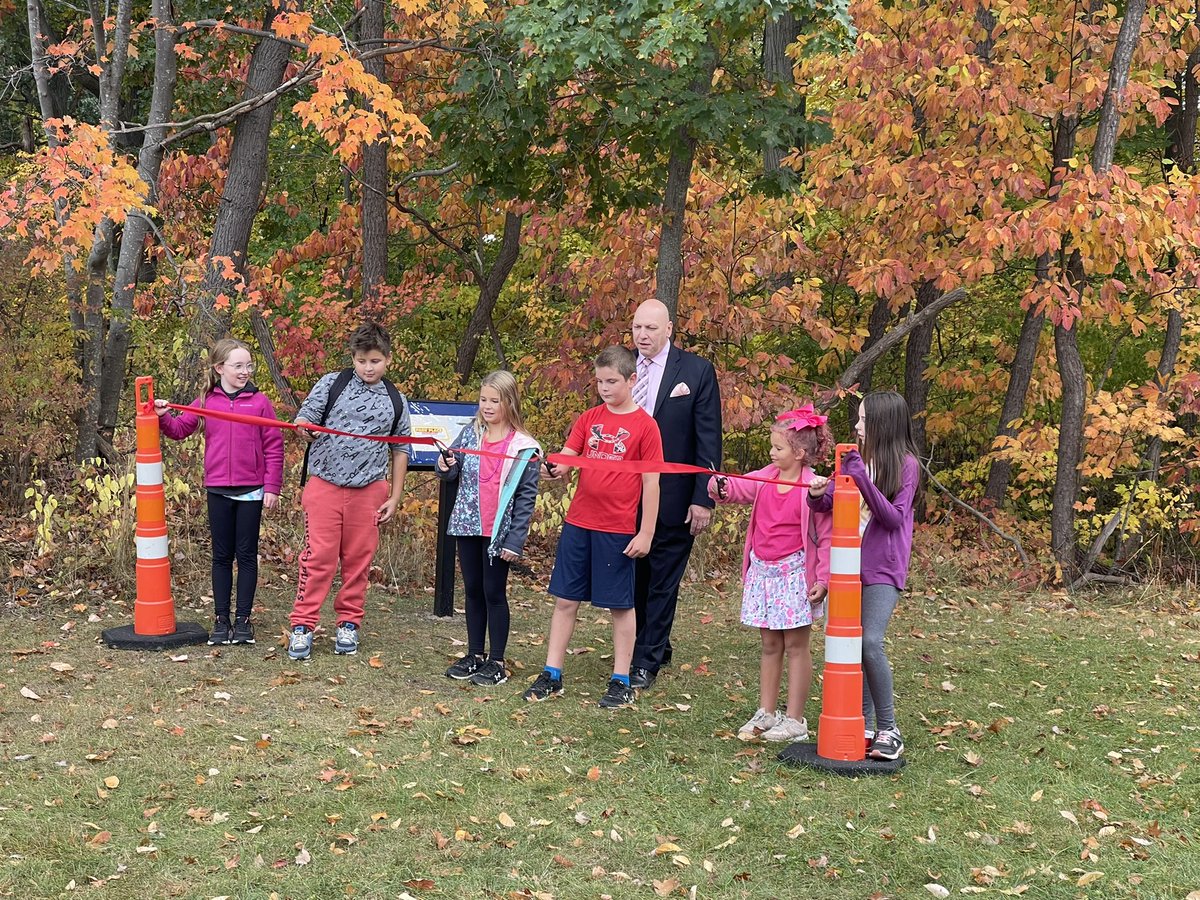 Catherine Woolman tweet media